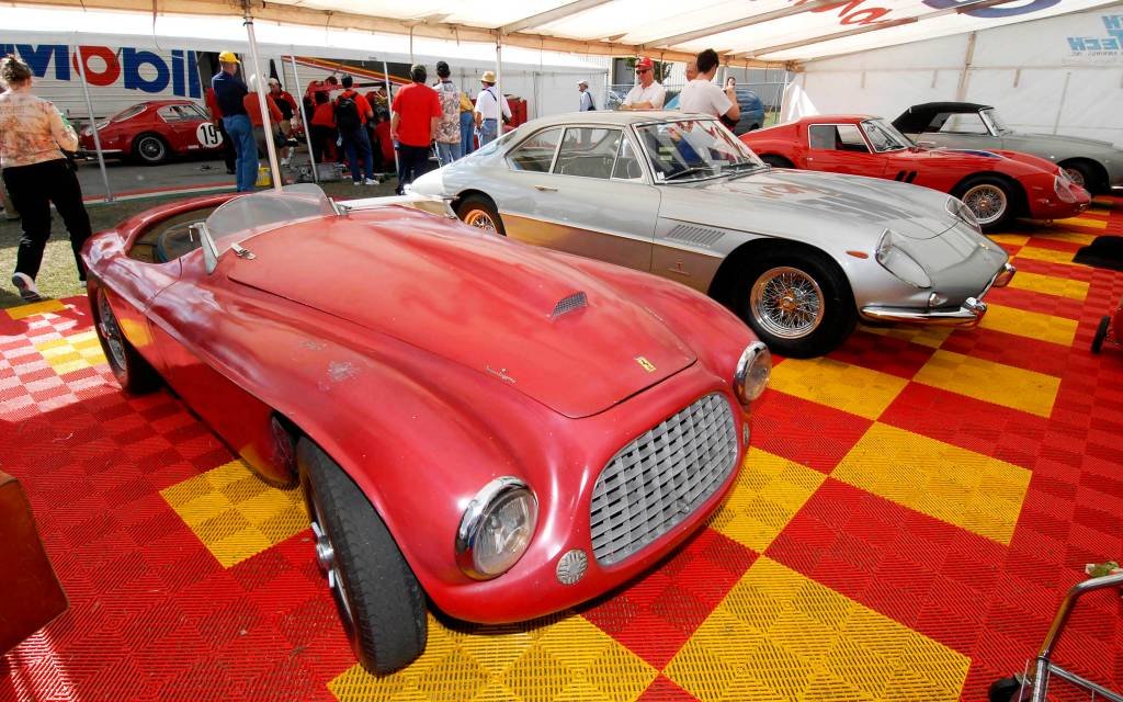 Carro de corrida mais antigo do mundo com 127 anos funcionando vai a leilão  nos EUA