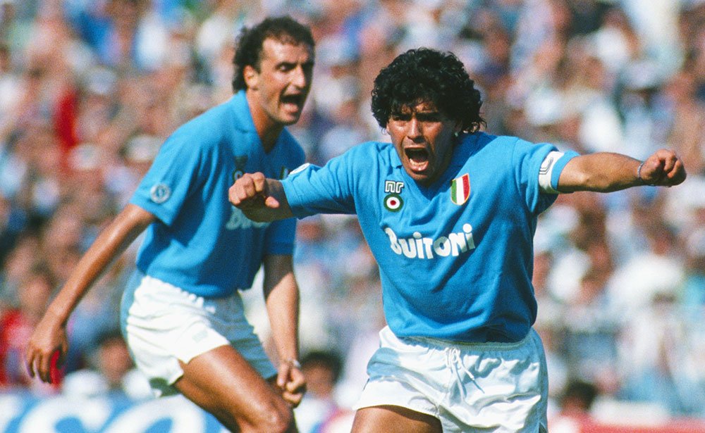 Maradona: O Napoli planeja utilizar a versão especial em homenagem ao argentino nos seus jogos em novembro (Getty Images/Getty Images)