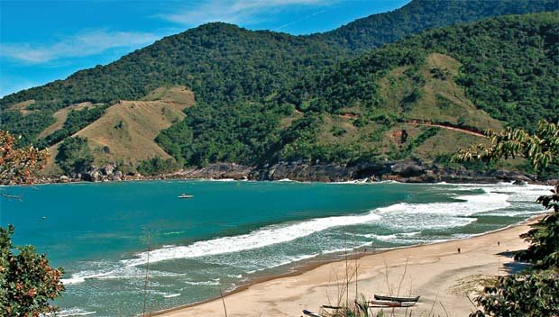Ilhabela estuda alargar seis praias, como fez Balneário Camboriú