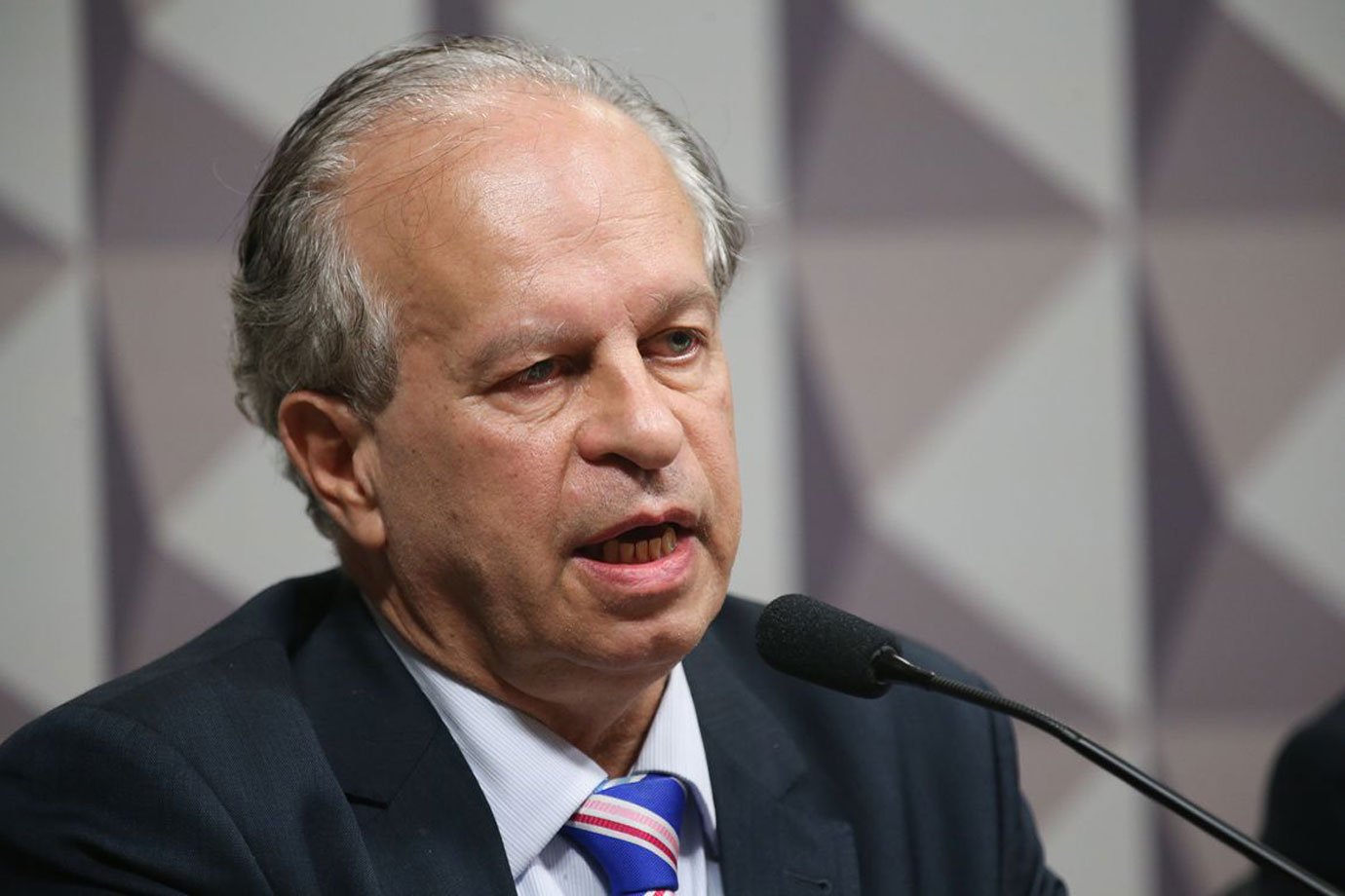 Para Janine, PT deve assumir a bandeira da civilização contra o retrocesso