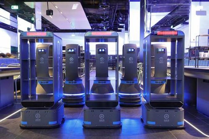 Robôs substituirão os garçons em restaurante de Pequim