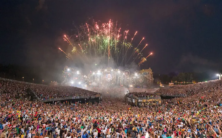 Tomorrowland: em 2019, maior festival de música eletrônica terá edição nos Alpes Franceses (William Van Hecke/Corbis/Getty Images)