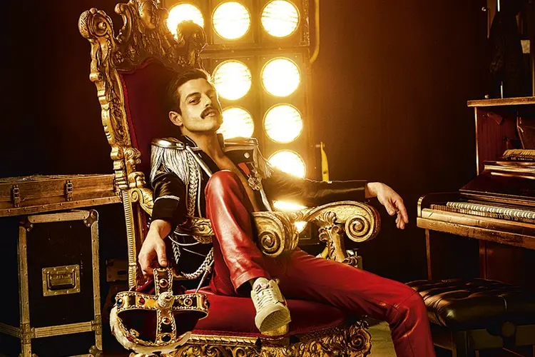 "Bohemian Rhapsody": Rami Malek interpreta Freddie Mercury no filme do Queen (Foto/Divulgação)