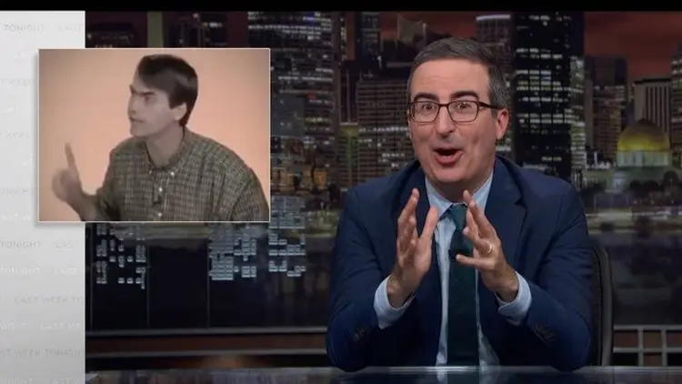 Programa do John Oliver na HBO: piadas com Bolsonaro e Haddad, mas episódio "sumiu" na HBO brasileira (YouTube/Reprodução)