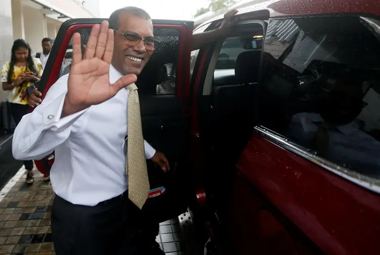 Ex-presidente da Maldivas,  Mohamed Nasheed, retorna ao país depois de dois anos exilado (Dinuka Liyanawatte/Reuters)