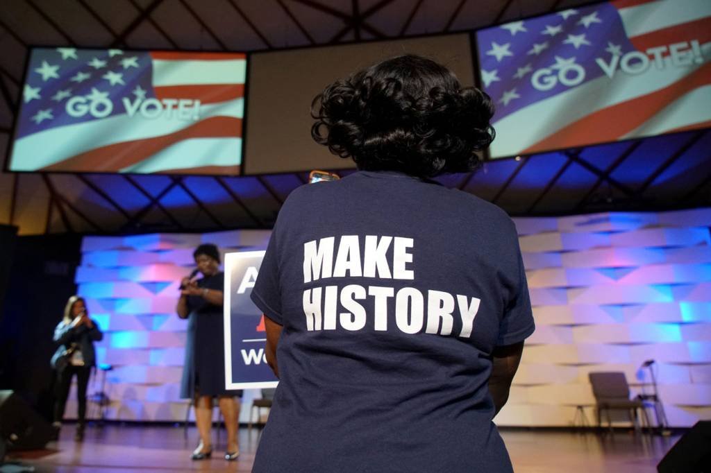 Tensão racial marca campanha para eleições legislativas nos EUA