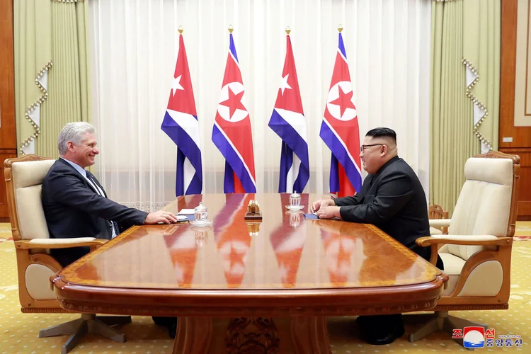 Imagem de arquivo: Coreia do Norte e Cuba mantêm boas relações desde que as iniciaram oficialmente em 1960 (KCNA/Reuters)