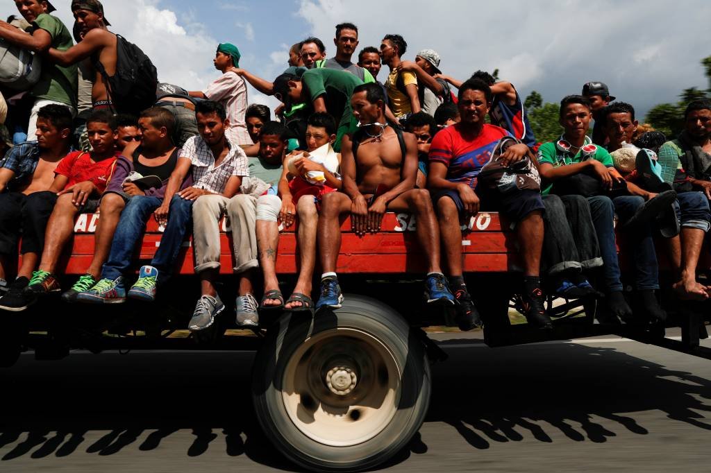 Caravana de imigrantes da América Central: objetivo dos integrantes geralmente é chegar aos EUA (Carlos Garcia Rawlins/Reuters)