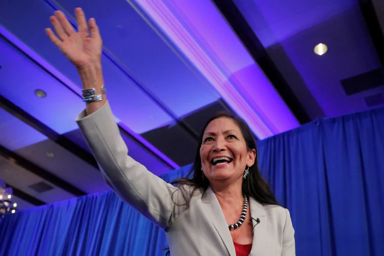 Deb Haaland: democrata do Novo México foi eleita para a Câmara de Representantes dos Estados Unidos (Brian Snyder/Reuters)