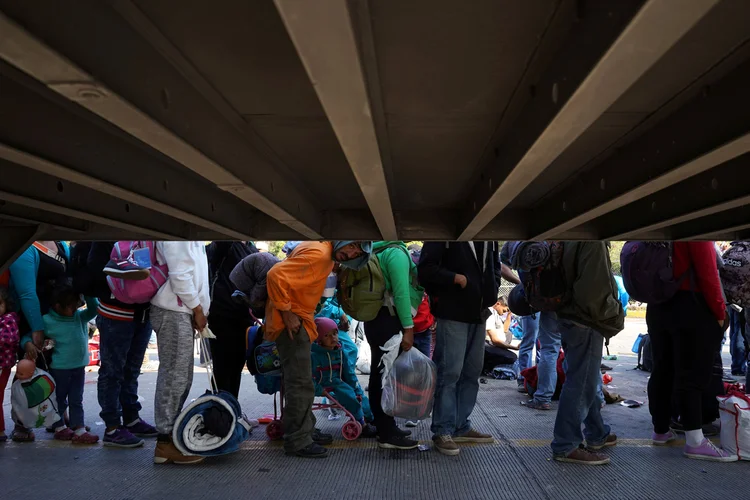 Imigração: grupo de pessoas da comunidade LGBT chegou à cidade fronteiriça de Tijuana (Go Nakamura/Reuters)