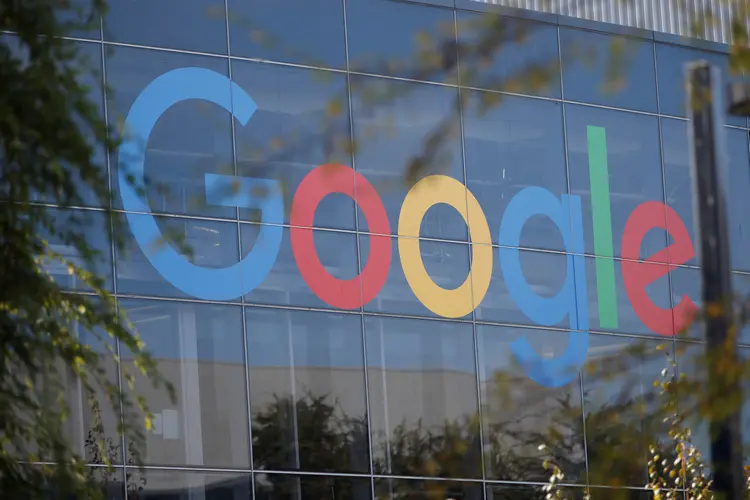 Google: empresa está próxima de ser atingida por uma terceira multa antitruste da UE na próxima semana (Stephen Lam/Reuters)