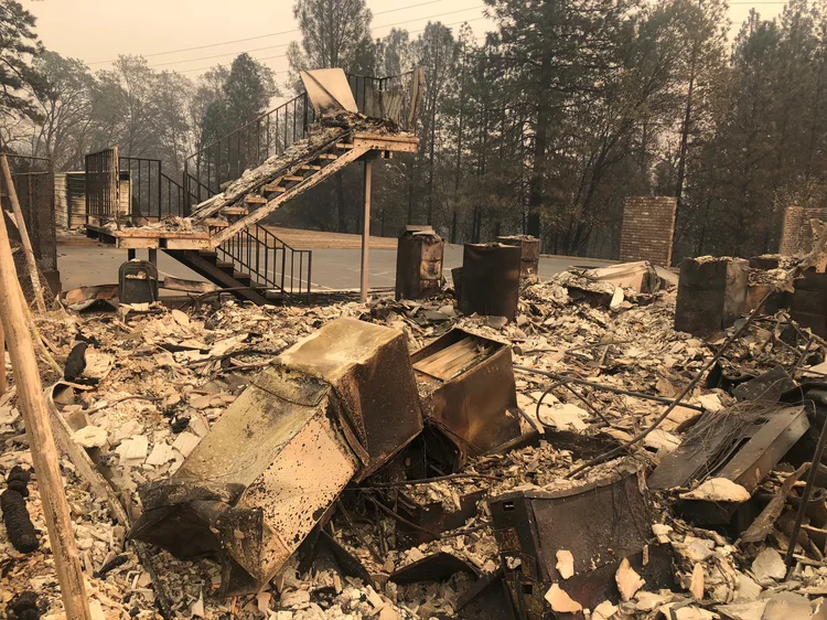 Califórnia: mais de 7.600 casas e outras estruturas foram destruídas (Sharon Bernstein/Reuters)
