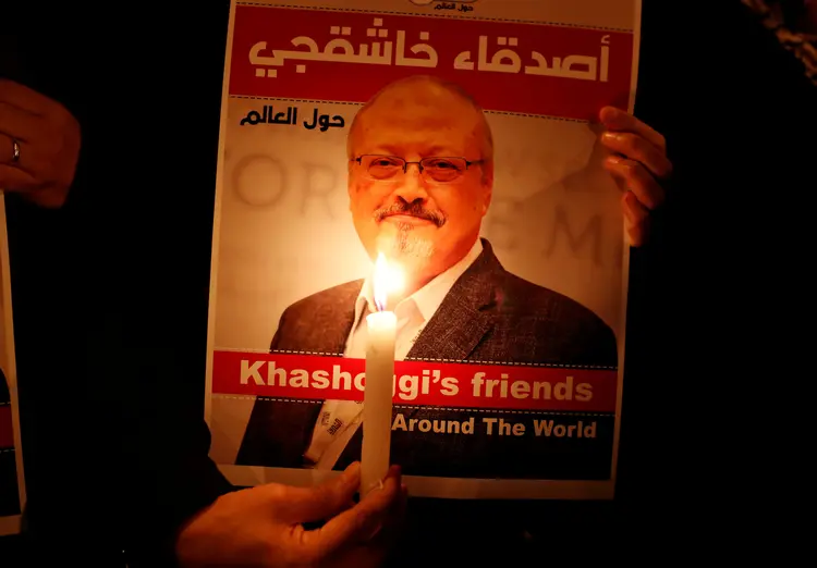Imagem de arquivo: A Arábia Saudita enfrenta duras críticas internacionais pelo assassinato de Khashoggi no consulado em Istambul, no dia 2 de outubro (Osman Orsal/Reuters)