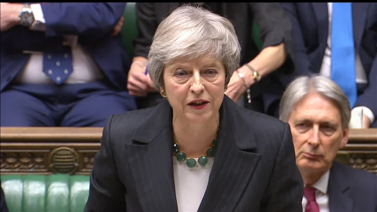 Theresa May: Primeira-ministra britânica defende acordo preliminar do Brexit no parlamento britânico nesta quinta-feira (15) (Parbul TV/Handout/Reuters)