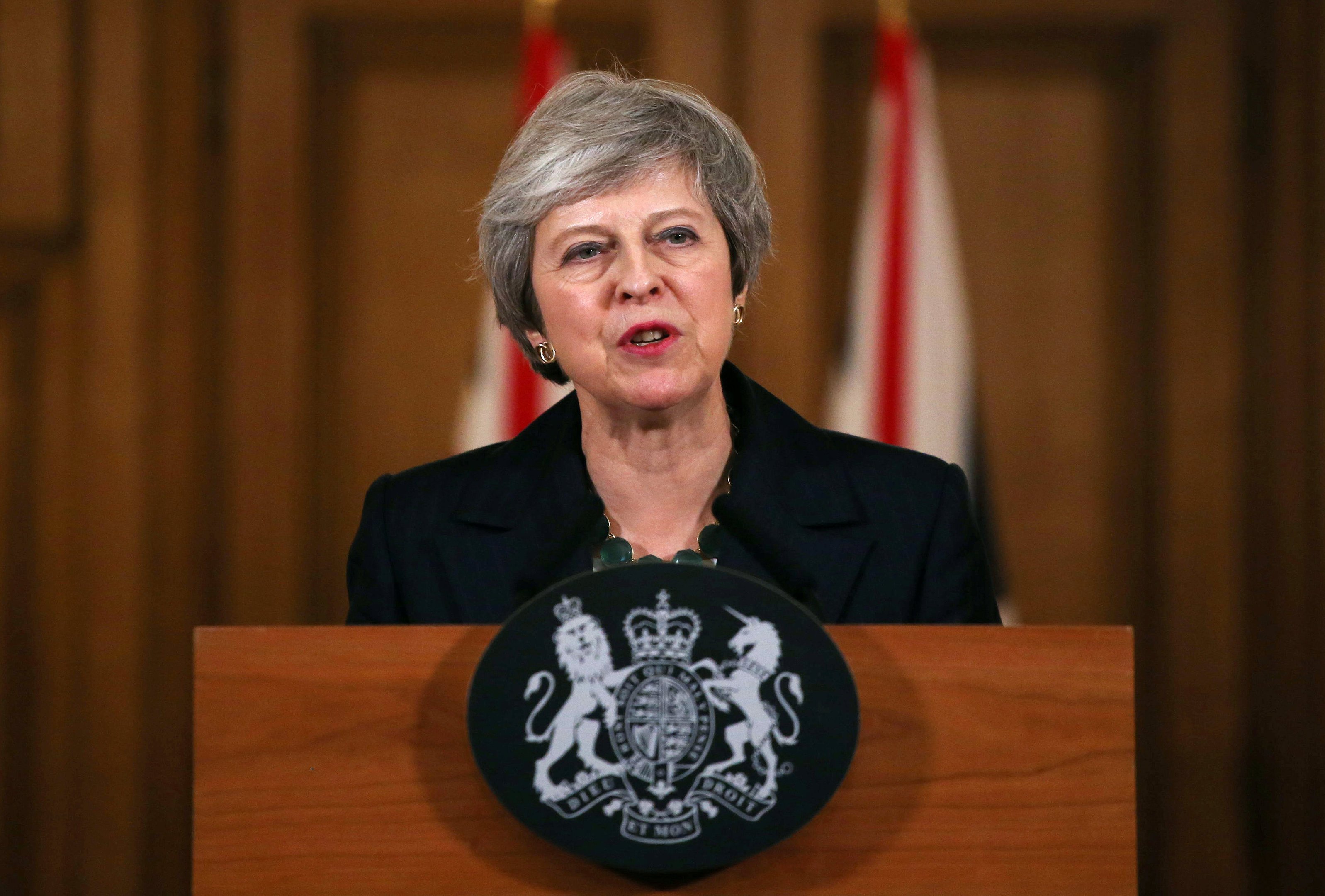 Theresa May busca apoio popular para aprovar o Brexit