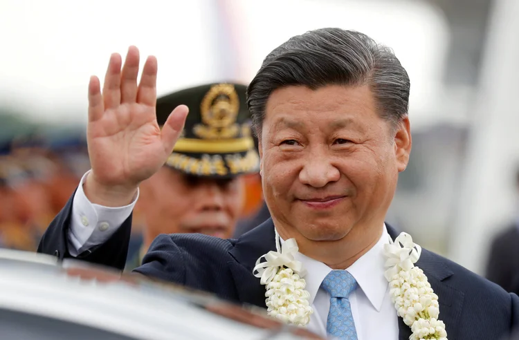 Xi Jinping: presidente da China chegou nesta terça-feira a Manila (Erik De Castro/Reuters)
