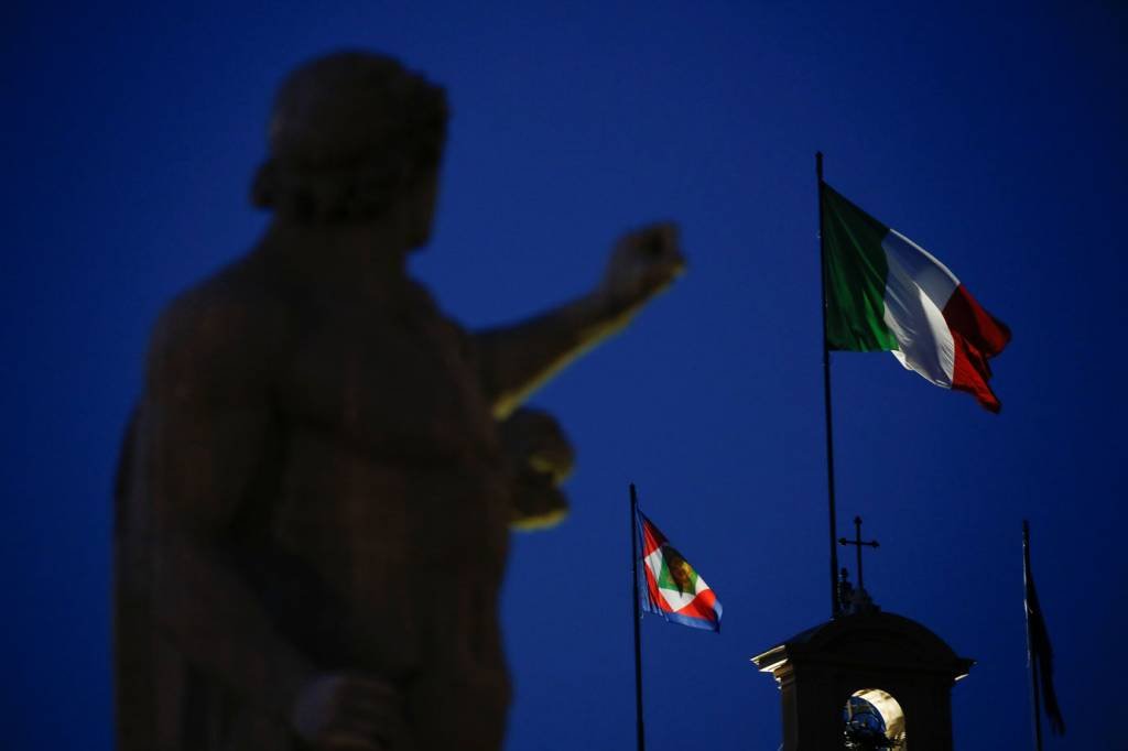 Itália pode reduzir meta de déficit para aplacar parceiros da UE