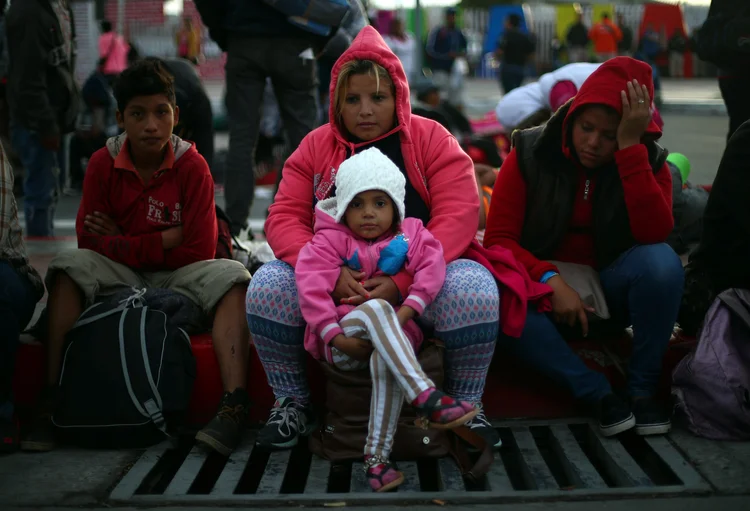 Caravana de imigrantes da América Central em direção aos Estados Unidos (Hannah McKay/Reuters)
