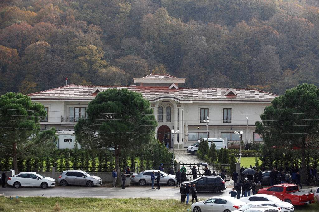 Polícia turca faz buscas em sítio à procura do corpo de Jamal Khashoggi