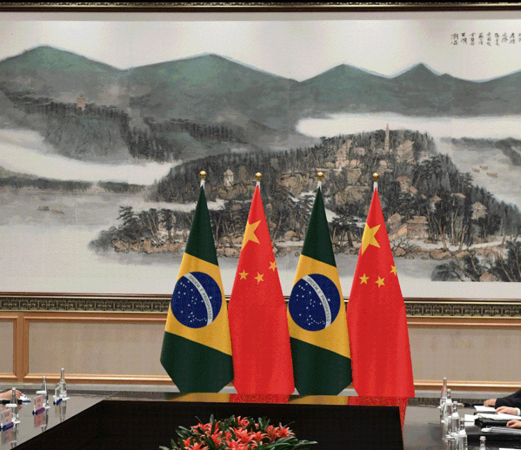 China e Brasil: com imprensa controlada, os editoriais servem para o ocidente ter noção das ações do governo chinês (Iwasaki Minoru/Getty Images)