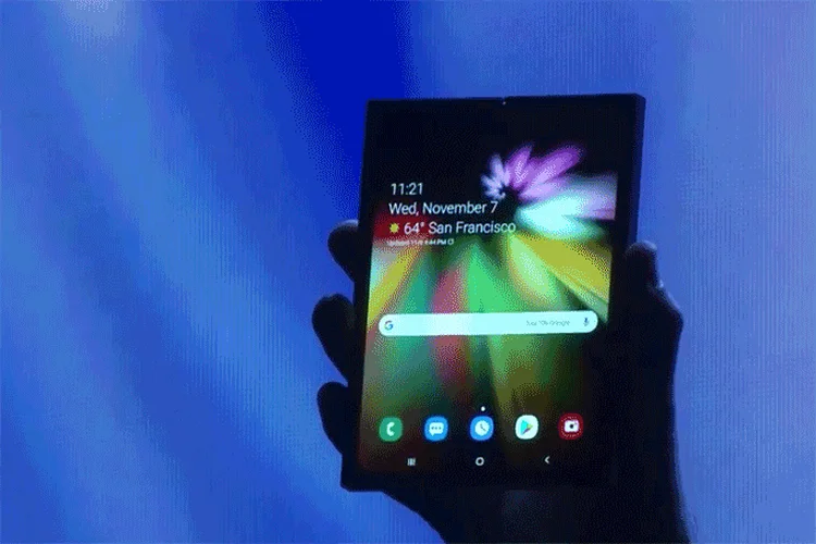 Samsung: o celular dobrável da fabricante de smartphones sul-coreana (YouTube/Samsung/Reprodução)