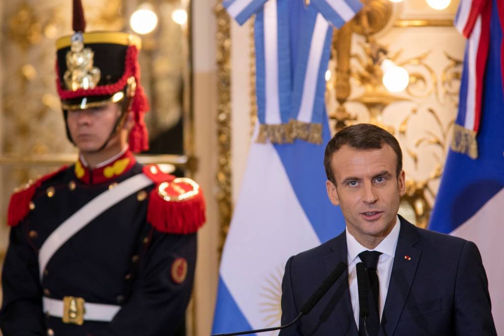 Acordo UE-Mercosul depende de Bolsonaro manter Acordo de Paris, diz Macron