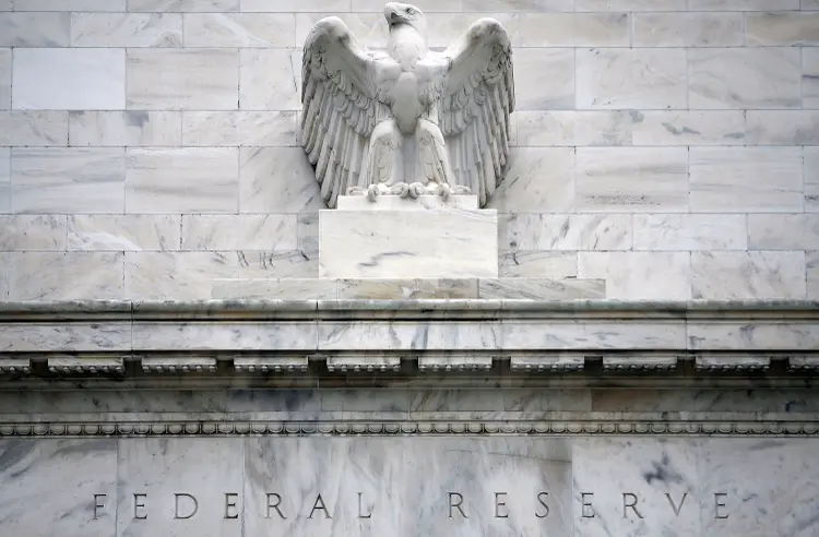 Imagem de arquivo do Prédio do Federal Reserve (Fed) em Washington: presidente do órgão em Nova York espera aumento de juros para equilibrar expansão econômica nos EUA (Chip Somodevilla/Getty Images)