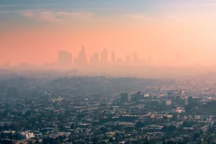 Imagem referente à matéria: A importância de se discutir as questões climáticas nos livros didáticos