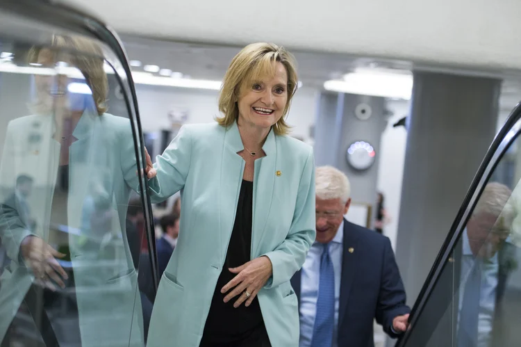 Cindy Hyde-Smith: republicana foi designada este ano para substituir de forma interina o senador Thad Cochran, que abandonou sua cadeira devido a uma doença (Tom Williams/Getty Images)