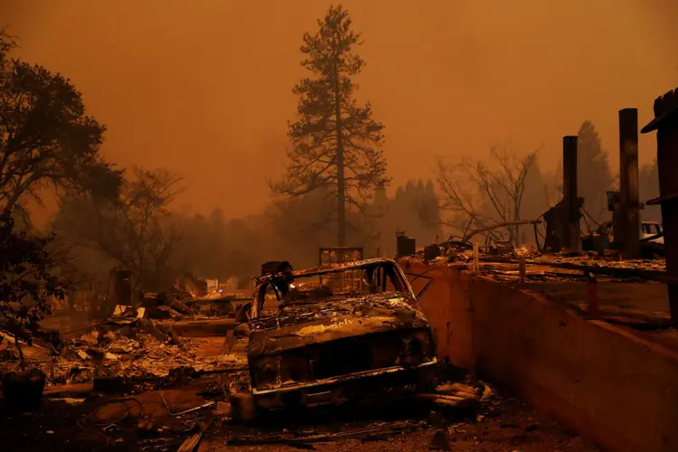 Incêndio na Califórnia já é o mais grave da história do estado (Stephen Lam/Reuters)