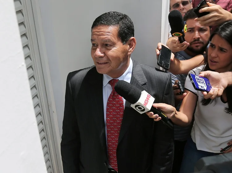 Hamilton Mourão: "Não existe nenhuma rusga entre nós", afirmou sobre Bolsonaro (Sergio Moraes/Reuters)