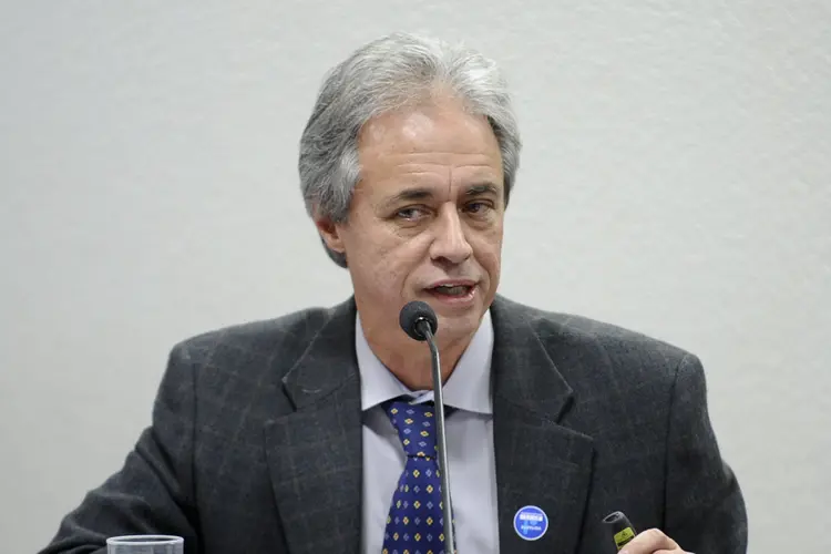 Mozart Neves Ramos foi secretário de Educação de Pernambuco e reitor da UFPE (Marcos Oliveira/Agência Senado)