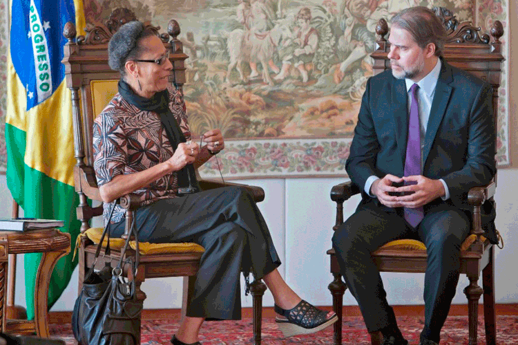 Encontro: a presidente da Comissão Interamericana de Direitos Humanos, Margarette May Macaulay, e o presidente do STF, Dias Toffoli (Fellipe Sampaio/SCO/STF/Divulgação)