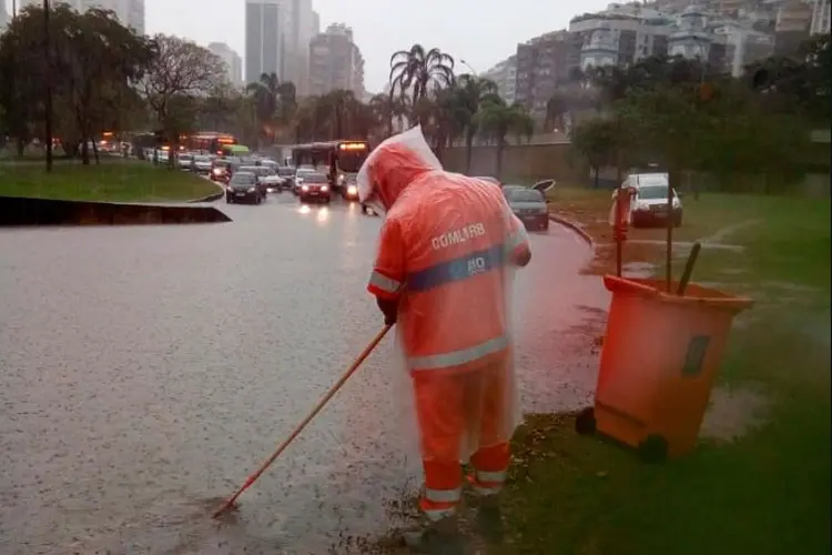 Chuvas: centro de operações tenta conter enchentes (Centro de Operações do Rio/Divulgação)