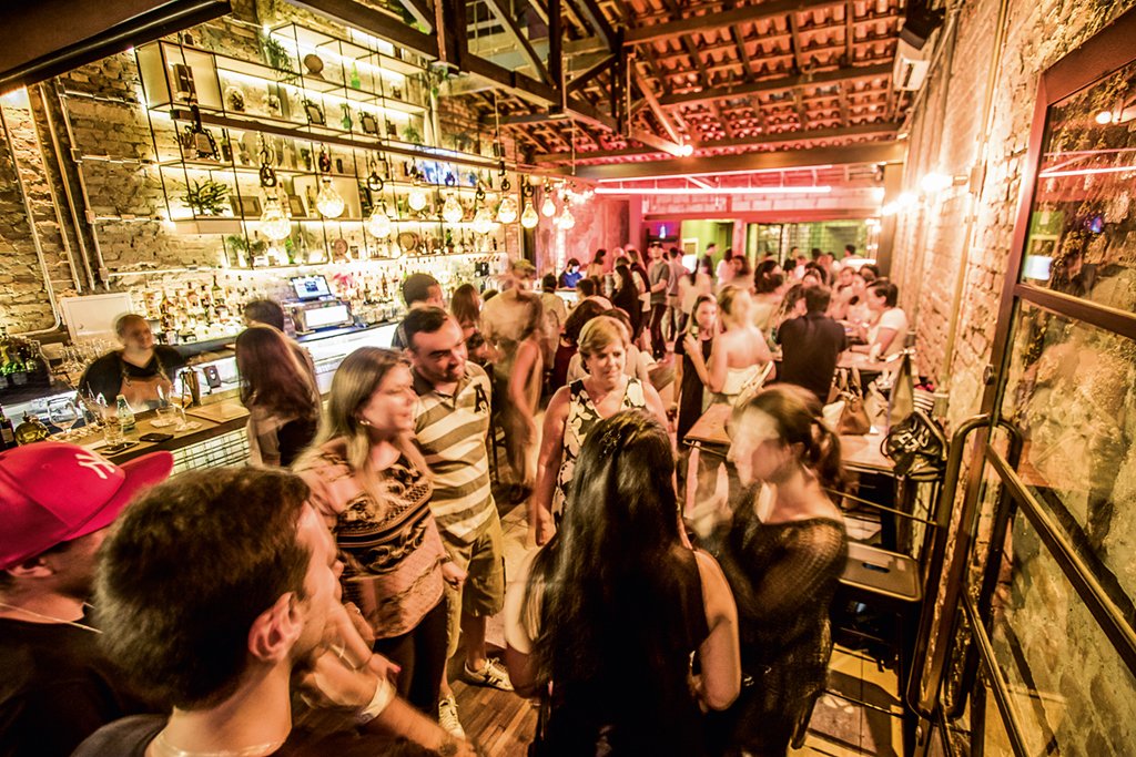 A nova geração dos bartenders brasileiros de exportação