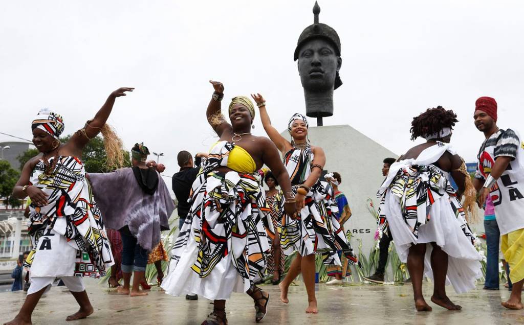 Dia da Consciência Negra é comemorado no Rio com homenagem a Zumbi