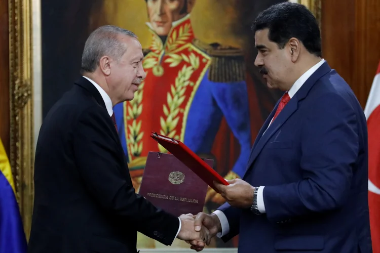 Nicolás Maduro fecha acordo com presidente da Turquia, Recep Tayyip Erdogan (Manaure Quintero/Reuters)