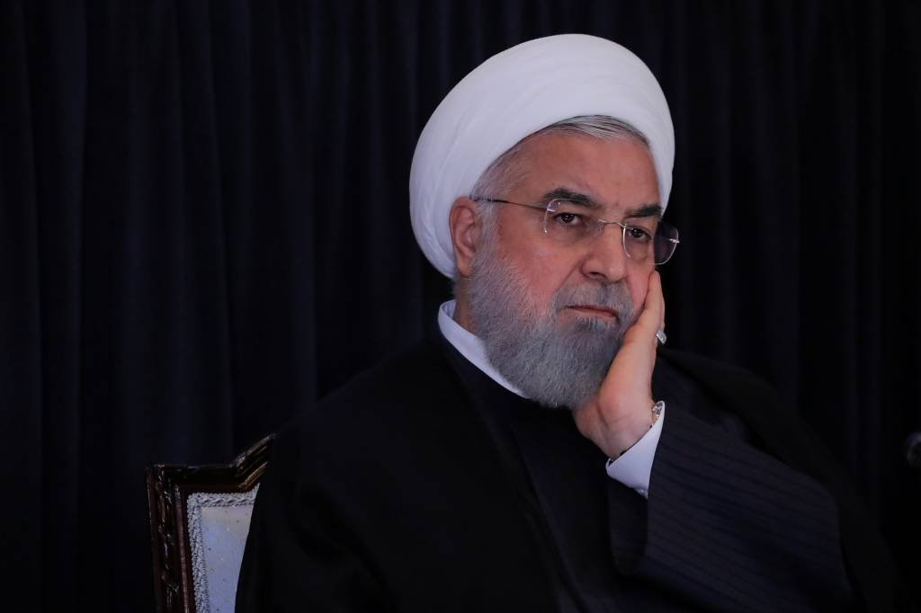 UE prorroga sanções contra Irã por violações dos direitos humanos