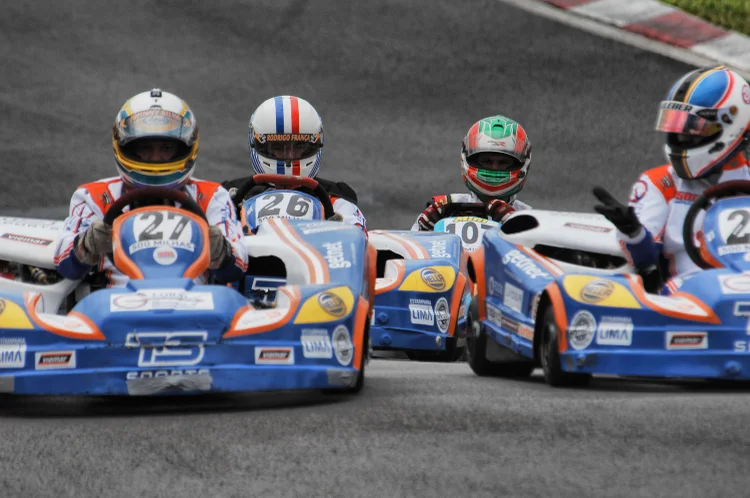 Prova 500 Milhas de Kart no Granja Viana (Miguel Costa Jr/RF1/Divulgação)