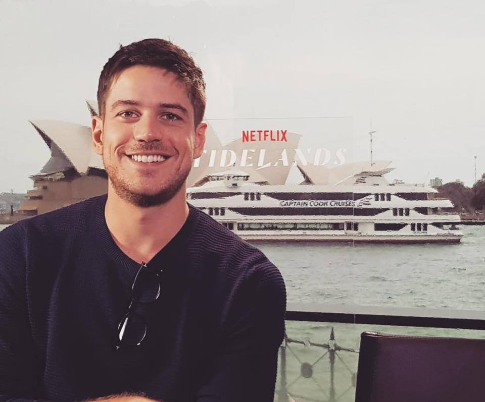 "Tidelands" revela Marco Pigossi para o mundo