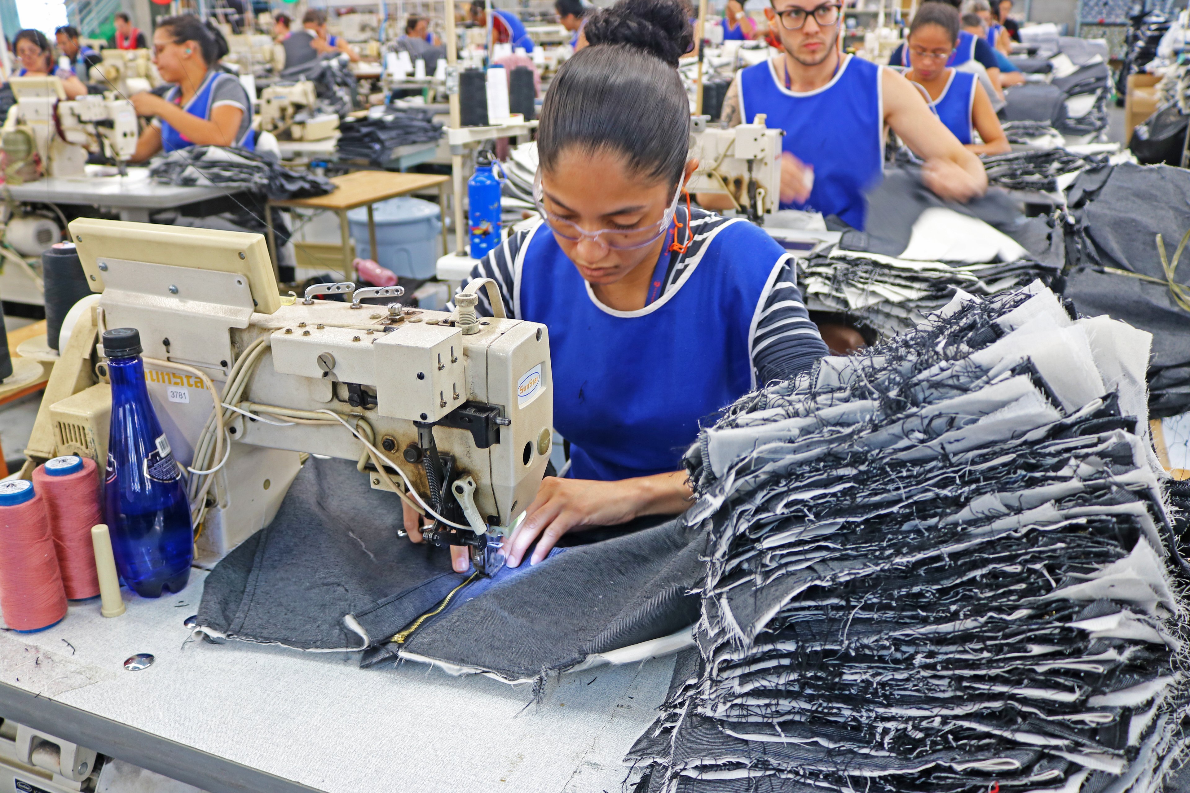 Fabrica de calças jeans sales para trabalho