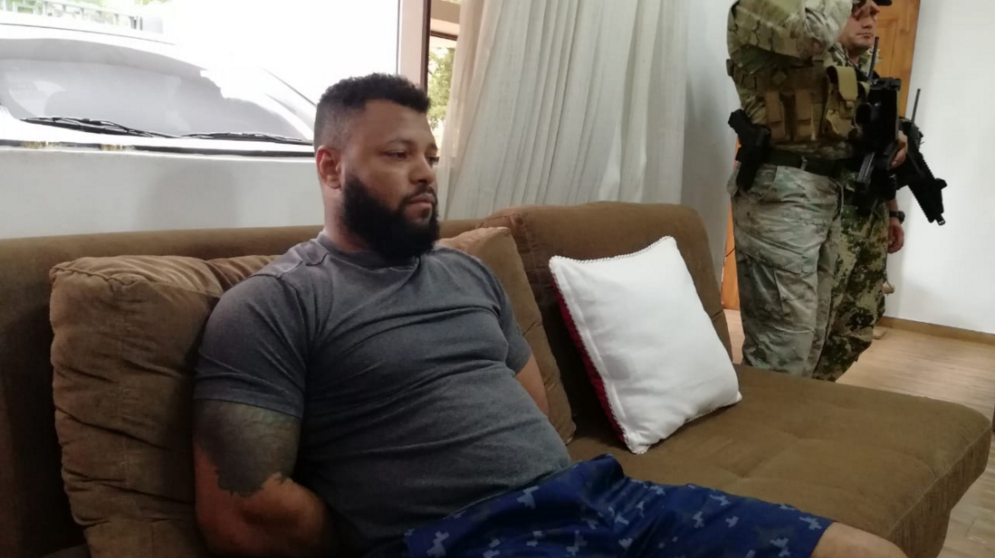 Chefe do tráfico no Rio é expulso do Paraguai e trazido para o Brasil