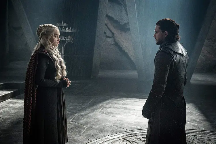 Emilia Clarke e Kit Harington em Game of Thrones: última temporada da série será a programação de entretenimento mais aguardada do ano (HBO/Divulgação)