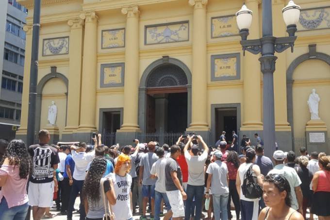 Catedral em Campinas: tiroteio atingiu ao menos oito pessoas que estavam no local (Facebook/Reprodução)
