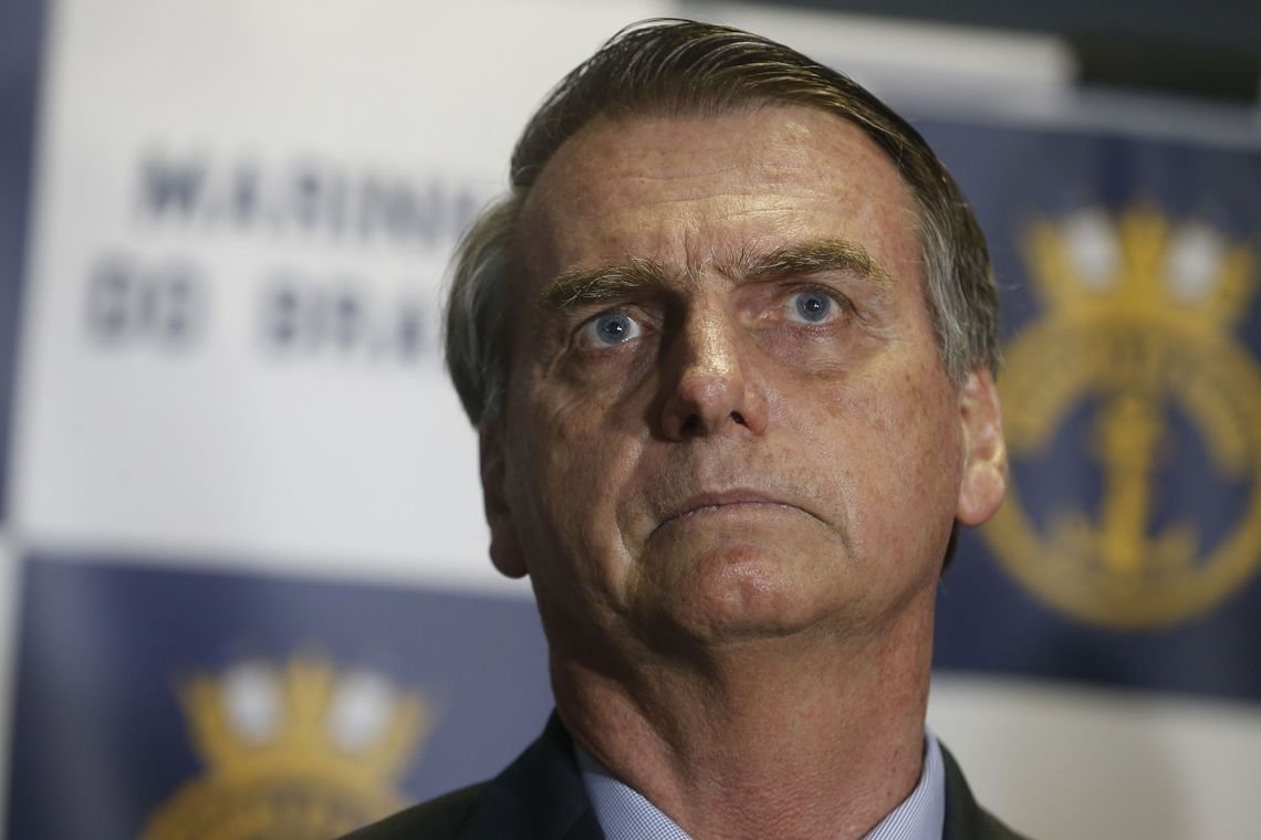 Facilitação da posse de arma é apenas primeiro passo, diz Bolsonaro