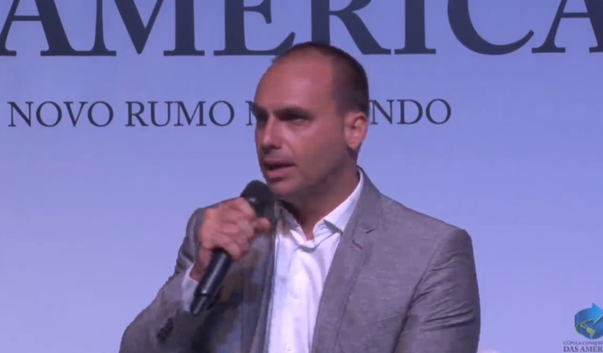 Não seremos a nova Venezuela, diz Eduardo Bolsonaro na cúpula conservadora