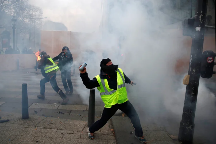 "Coletes amarelos" protestam na França (Reuters/Reuters)