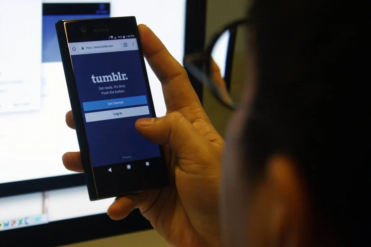 Tumblr: antiga mania entre os adolescentes, a plataforma passará para o controle da dona do Wordpress (Aditya Irawan/Getty Images)