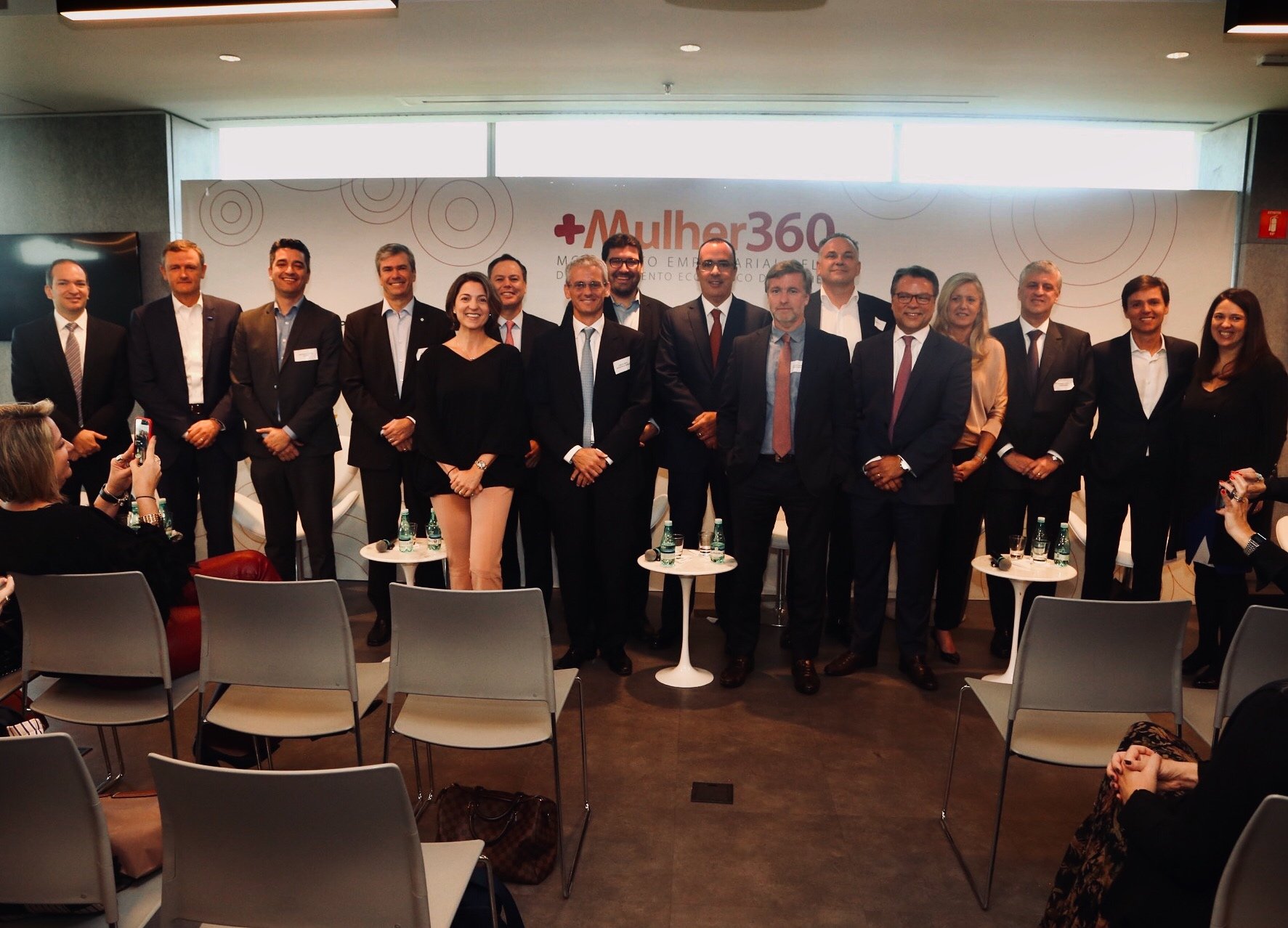 Presidentes de empresas discutem a promoção da equidade de gênero