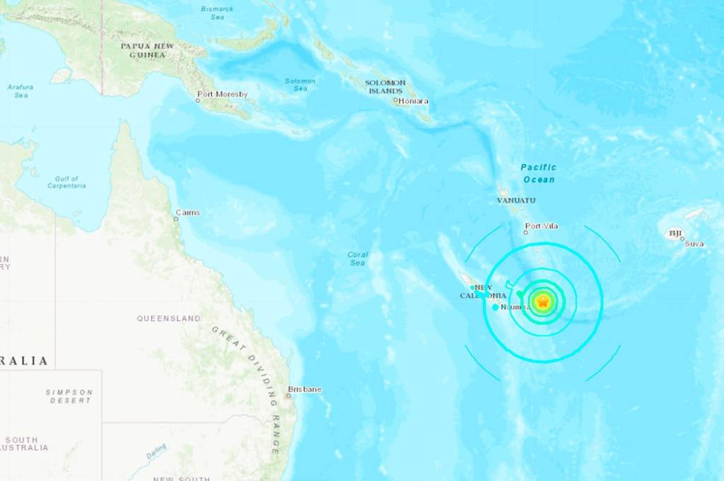 Após terremoto, ilha no Pacífico Sul está sob ameaça de tsunami
